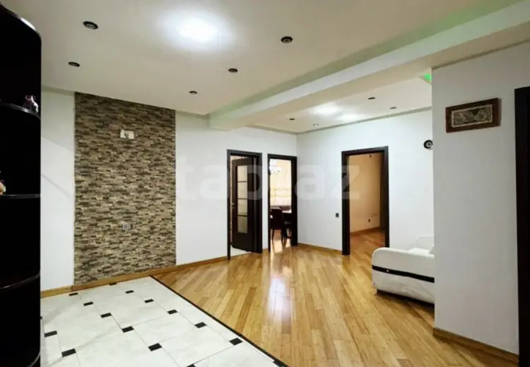 3 otaqlı mənzil , Bakı