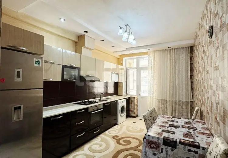 3 otaqlı mənzil , Bakı