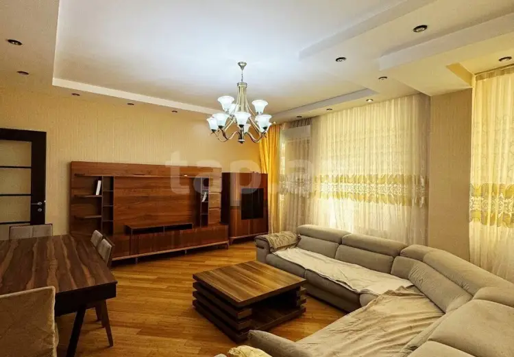 3 otaqlı mənzil , Bakı