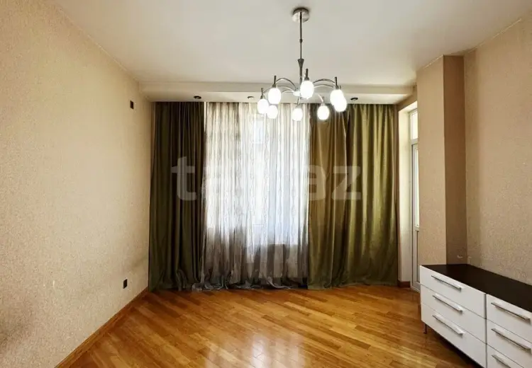 3 otaqlı mənzil , Bakı