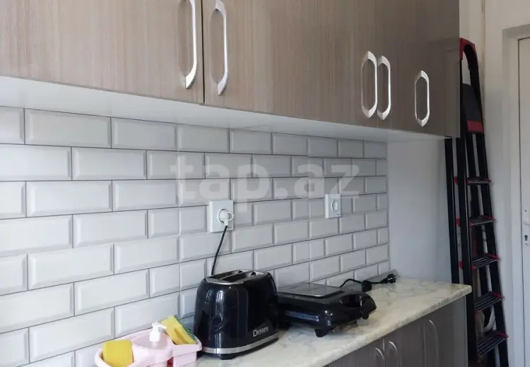 3 otaqlı mənzil , Bakı