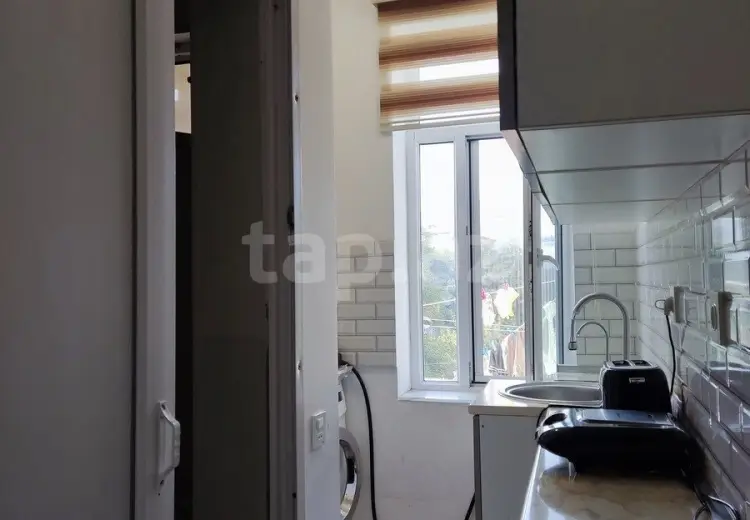 3 otaqlı mənzil , Bakı