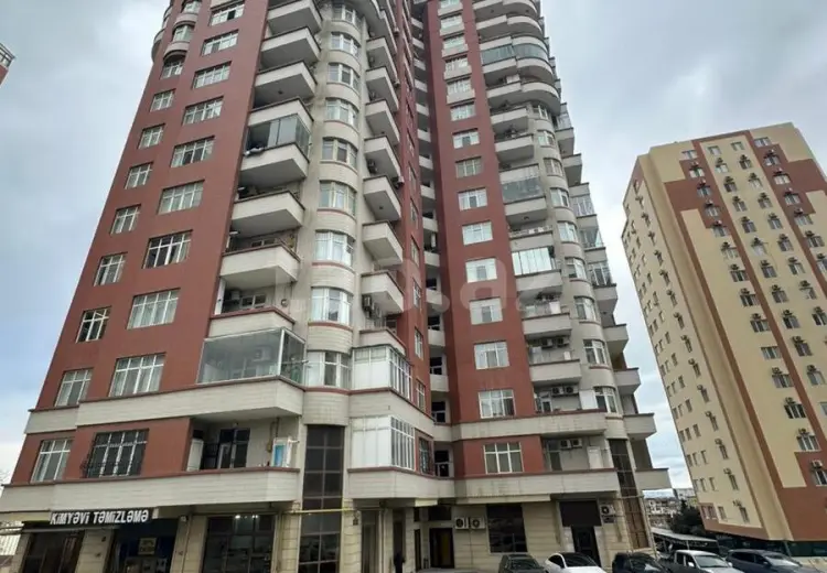 3 otaqlı mənzil , Bakı