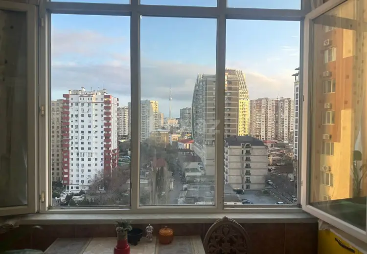 3 otaqlı mənzil , Bakı