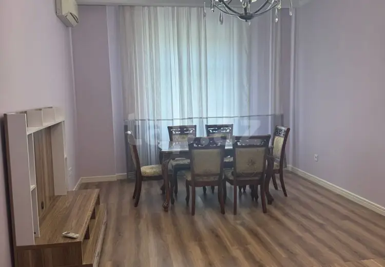 3 otaqlı mənzil , Bakı