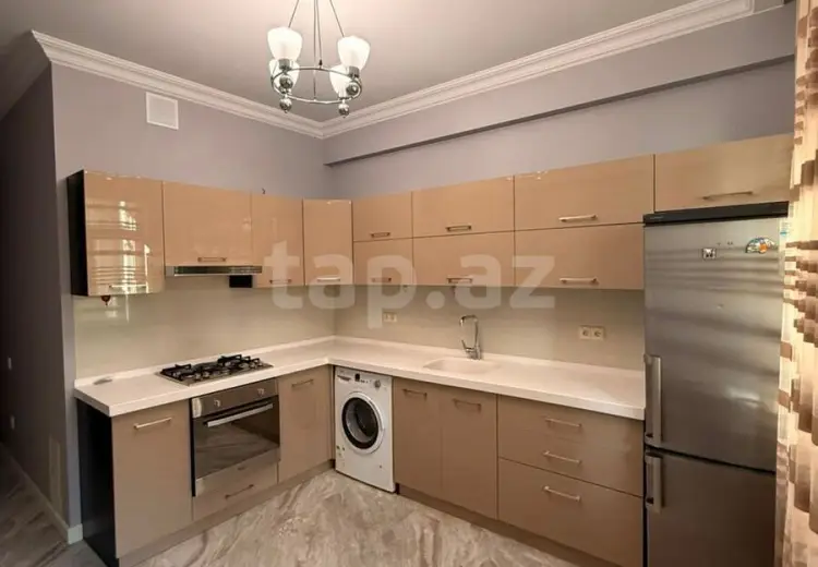 3 otaqlı mənzil , Bakı