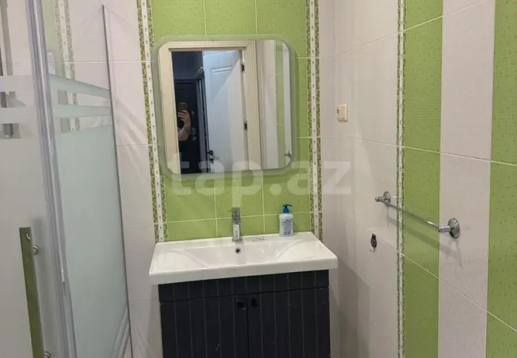3 otaqlı mənzil , Bakı