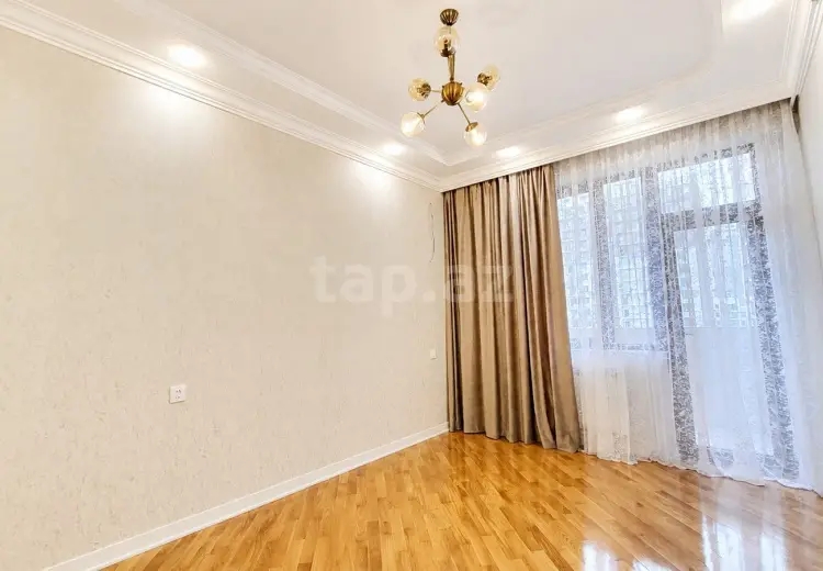 3 otaqlı mənzil , Bakı
