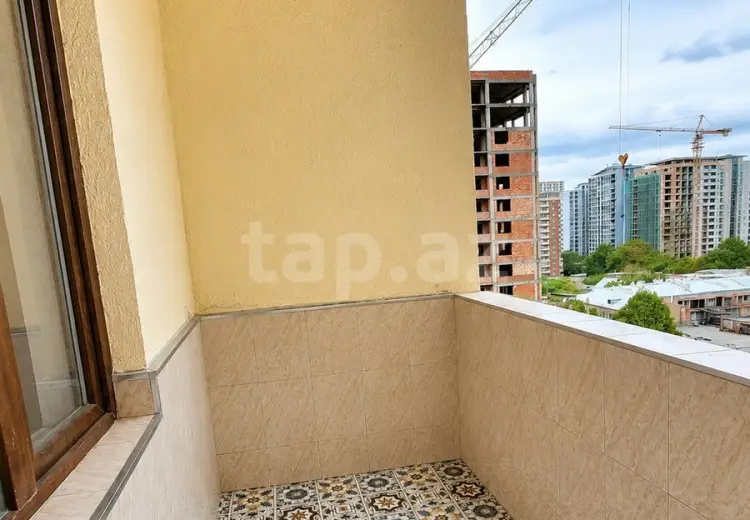 3 otaqlı mənzil , Bakı