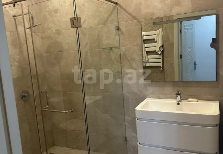 3 otaqlı mənzil , Bakı