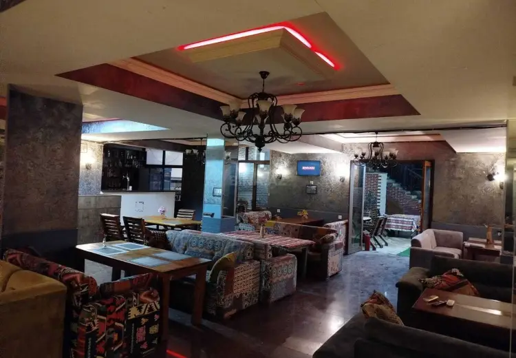 250 m² Obyekt / Ofis Kirayə (aylıq), Xətai, Bakı