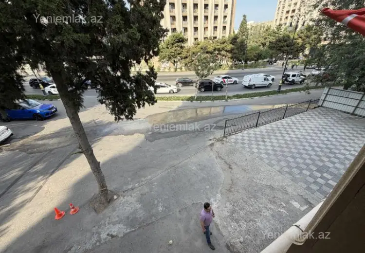 220 m² Obyekt / Ofis Kirayə (aylıq), Nərimanov, Bakı