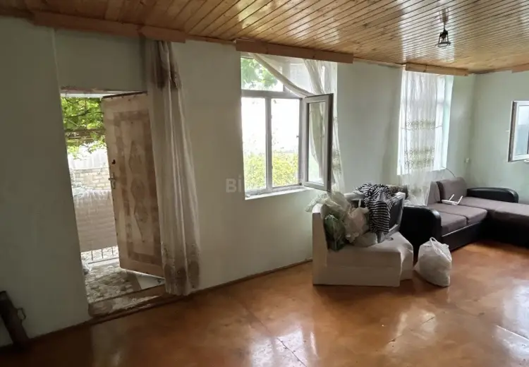 3 otaqlı mənzil Satılır, Şamaxı