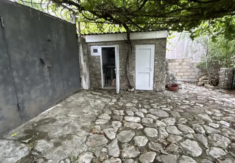 3 otaqlı mənzil Satılır, Şamaxı