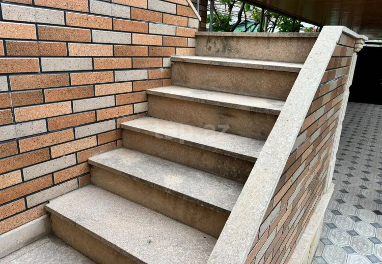 3 otaqlı mənzil , Xırdalan