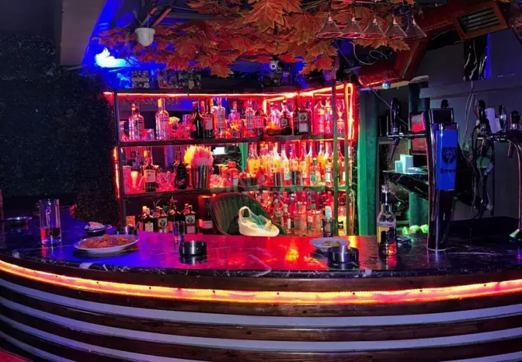 200 m² Obyekt / Ofis Satılır, Səbail, Bakı