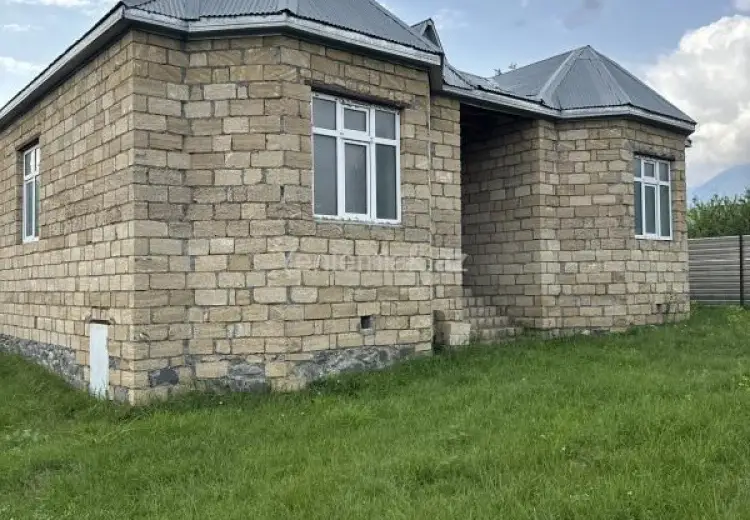 4 otaqlı mənzil Satılır, Qəbələ
