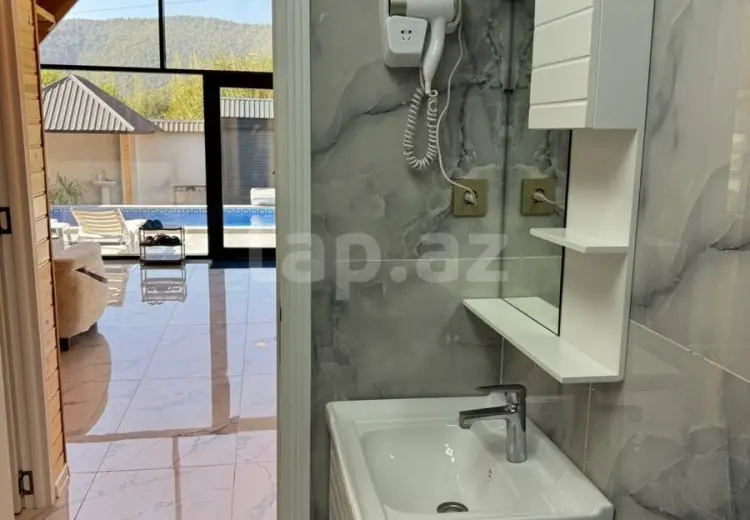 3 otaqlı mənzil , Qəbələ