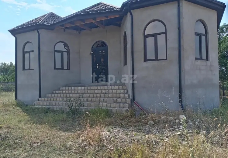 3 otaqlı mənzil , Quba