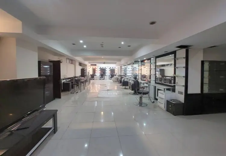 310 m² Obyekt / Ofis Satılır, Binəqədi, Bakı