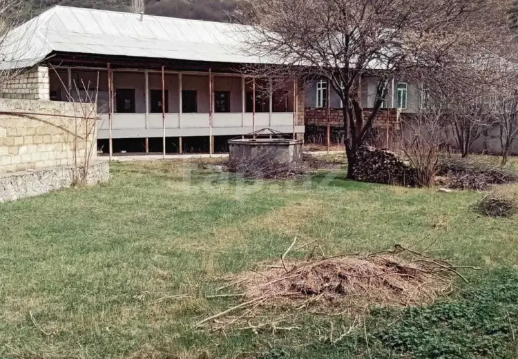 3 otaqlı mənzil , Şəki