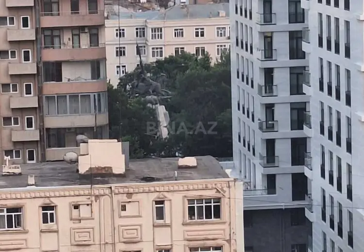4 otaqlı mənzil Satılır, Nəsimi, Bakı