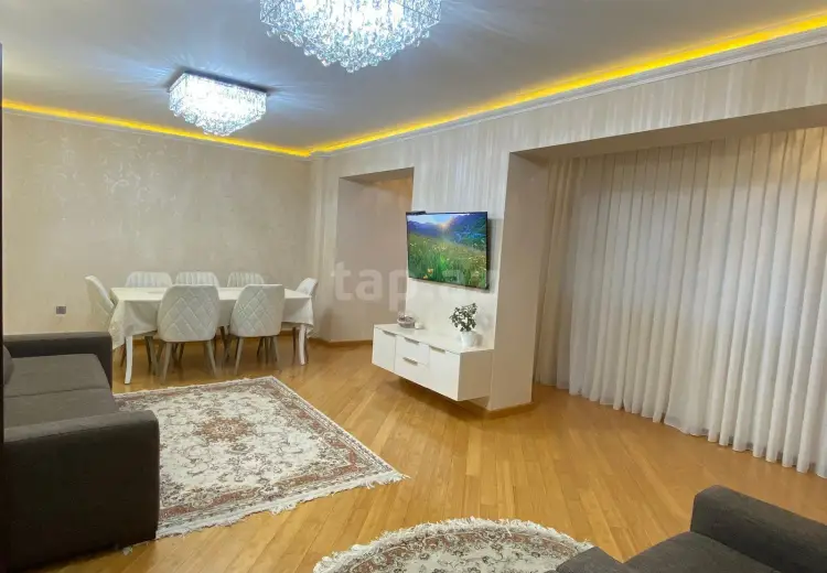 3 otaqlı mənzil , Bakı