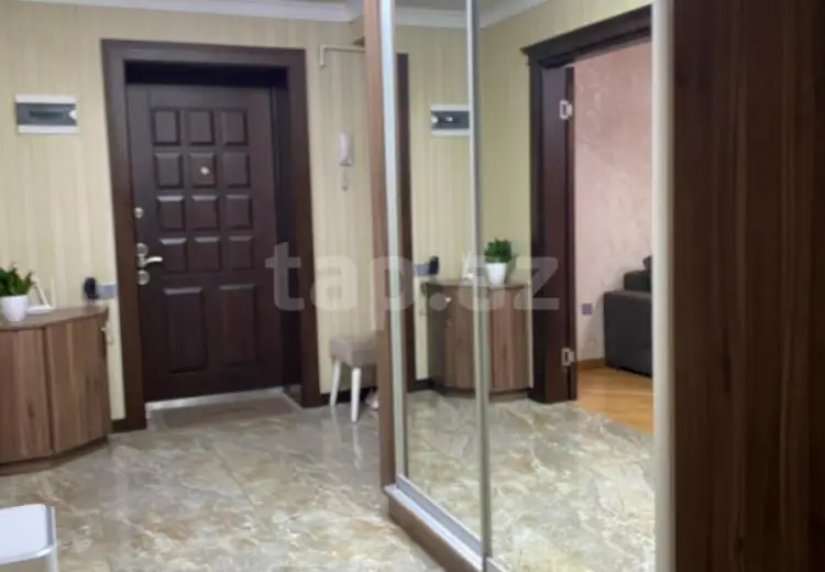 3 otaqlı mənzil , Bakı