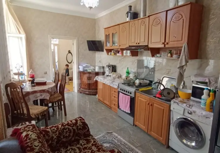 3 otaqlı mənzil , Gəncə