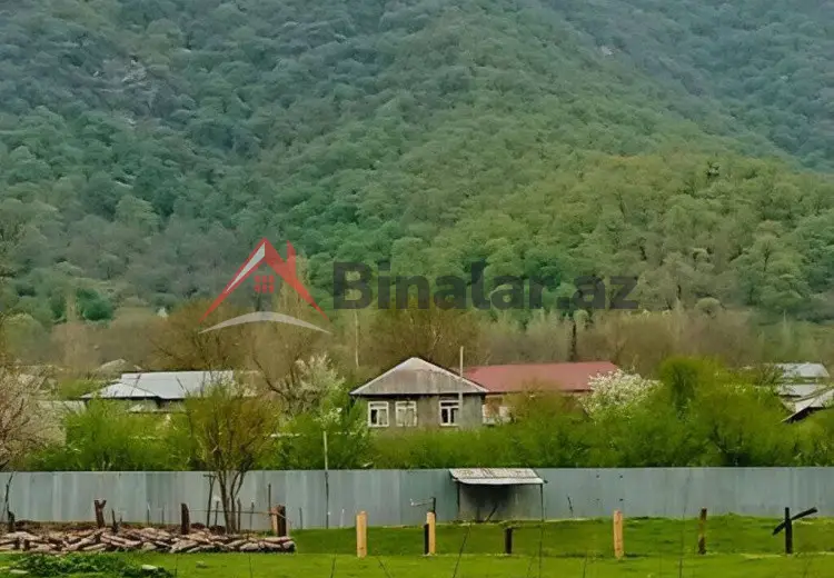 12 sot Torpaq Satılır, Qəbələ