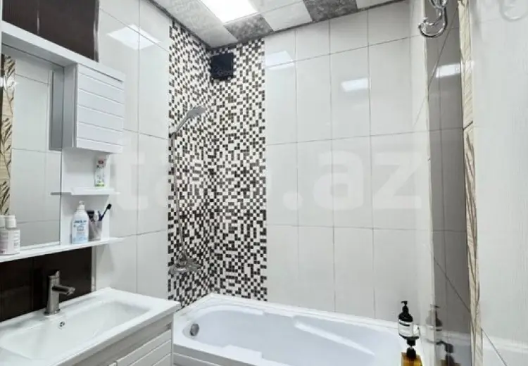 3 otaqlı mənzil , Bakı