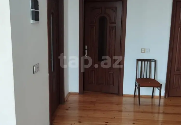 3 otaqlı mənzil , Şəki