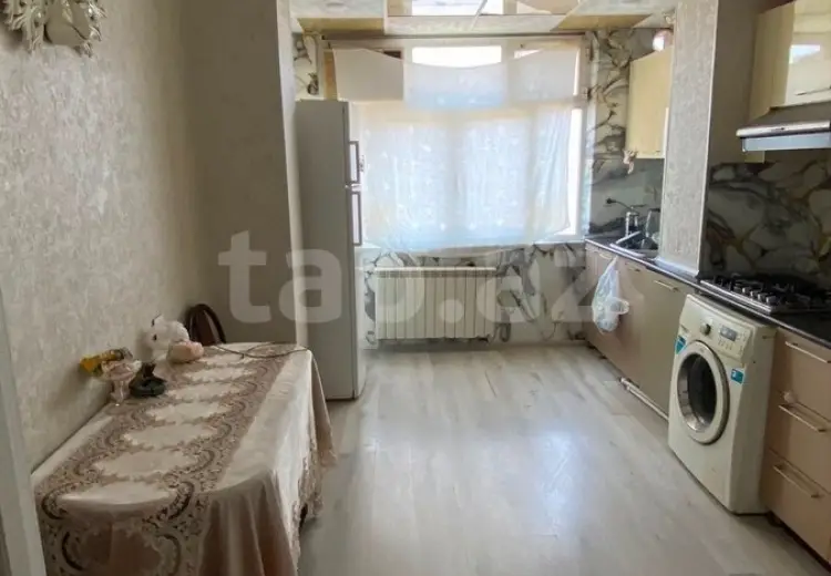 3 otaqlı mənzil , Bakı