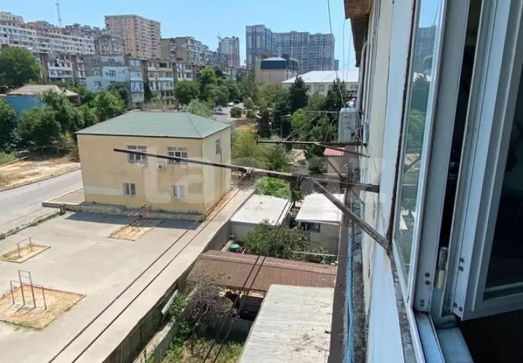 3 otaqlı mənzil , Bakı