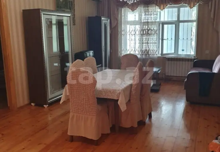 3 otaqlı mənzil , Şəki