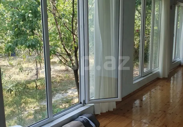 3 otaqlı mənzil , Şəki