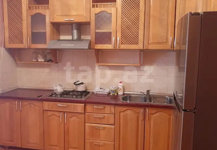 3 otaqlı mənzil , Şəki