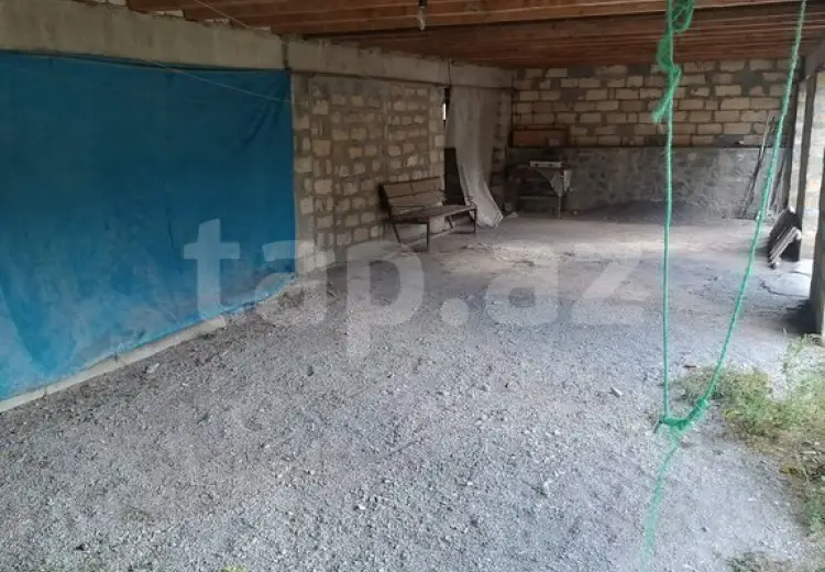 3 otaqlı mənzil , Şəki