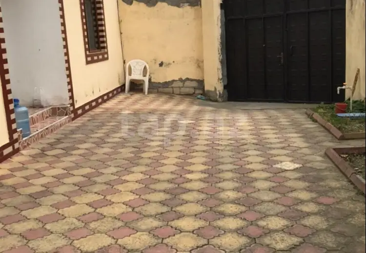 3 otaqlı mənzil , Şəki