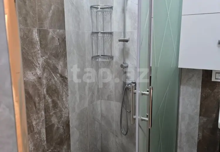 3 otaqlı mənzil , Bakı