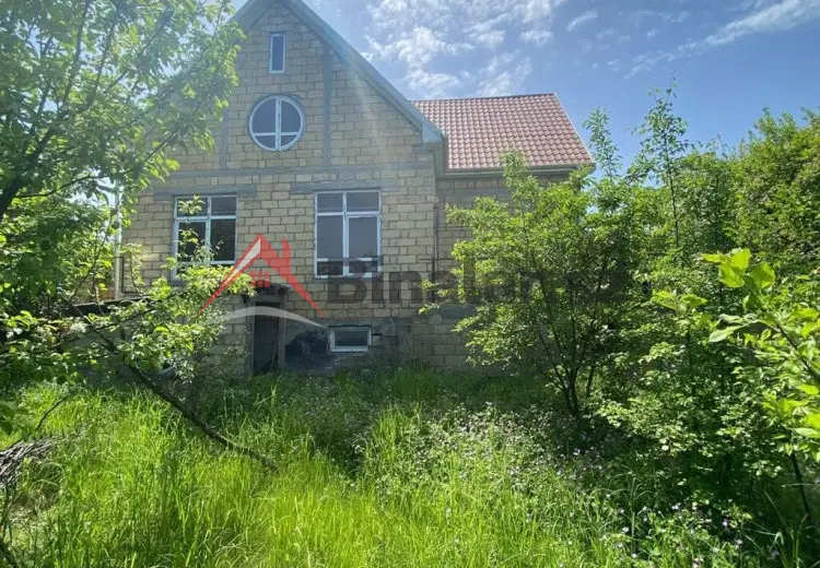 4 otaqlı mənzil Satılır, Quba