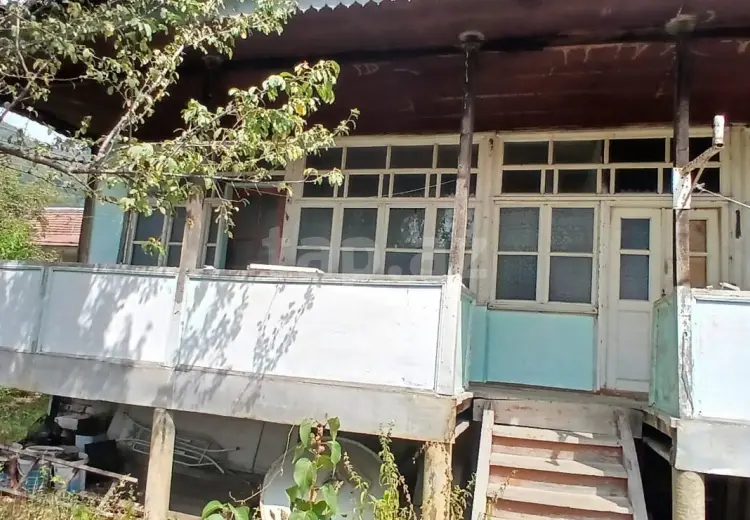 3 otaqlı mənzil , Oğuz