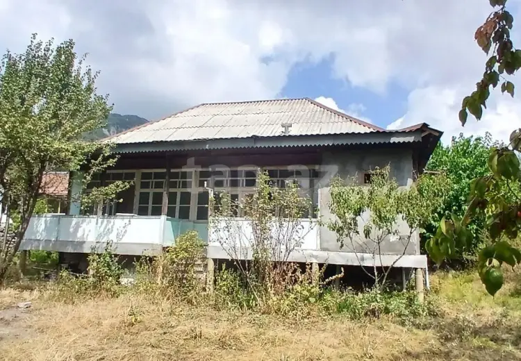 3 otaqlı mənzil , Oğuz
