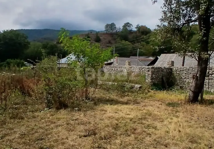 3 otaqlı mənzil , Oğuz