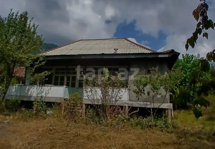 3 otaqlı mənzil , Oğuz