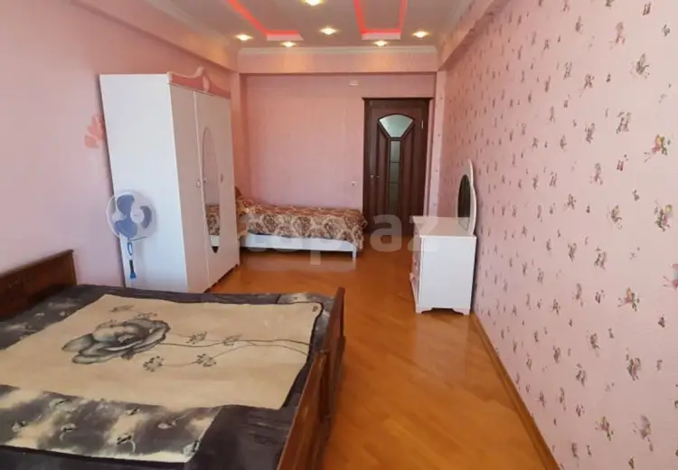 3 otaqlı mənzil , Bakı