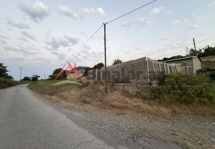 7 sot Torpaq Satılır, Xaçmaz