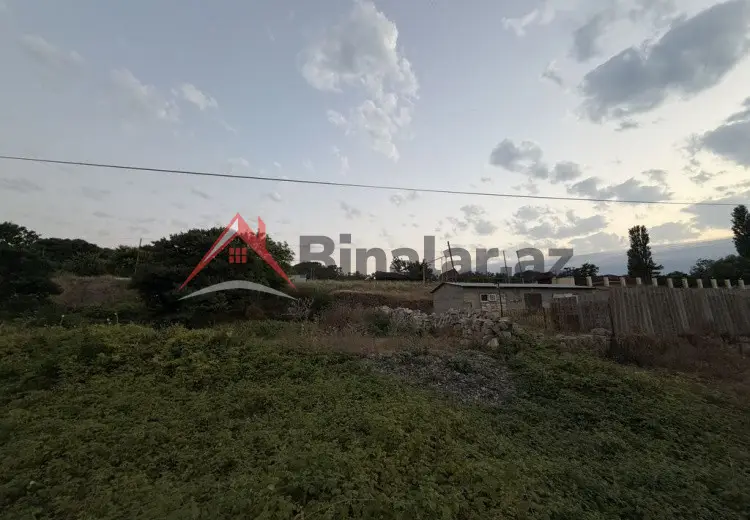 7 sot Torpaq Satılır, Xaçmaz
