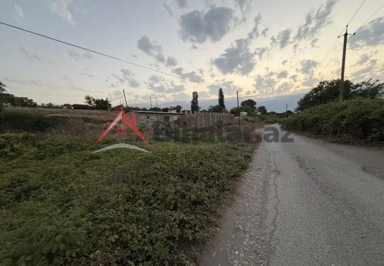 7 sot Torpaq Satılır, Xaçmaz