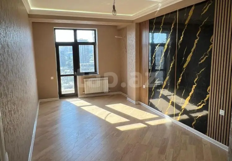 3 otaqlı mənzil , Bakı